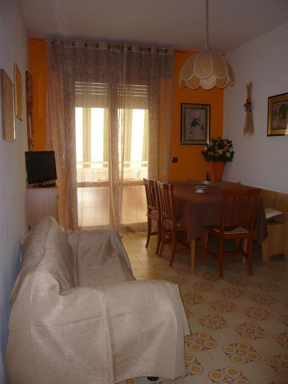 Appartamenti Falco Caorle Szoba fotó