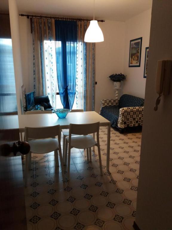 Appartamenti Falco Caorle Kültér fotó