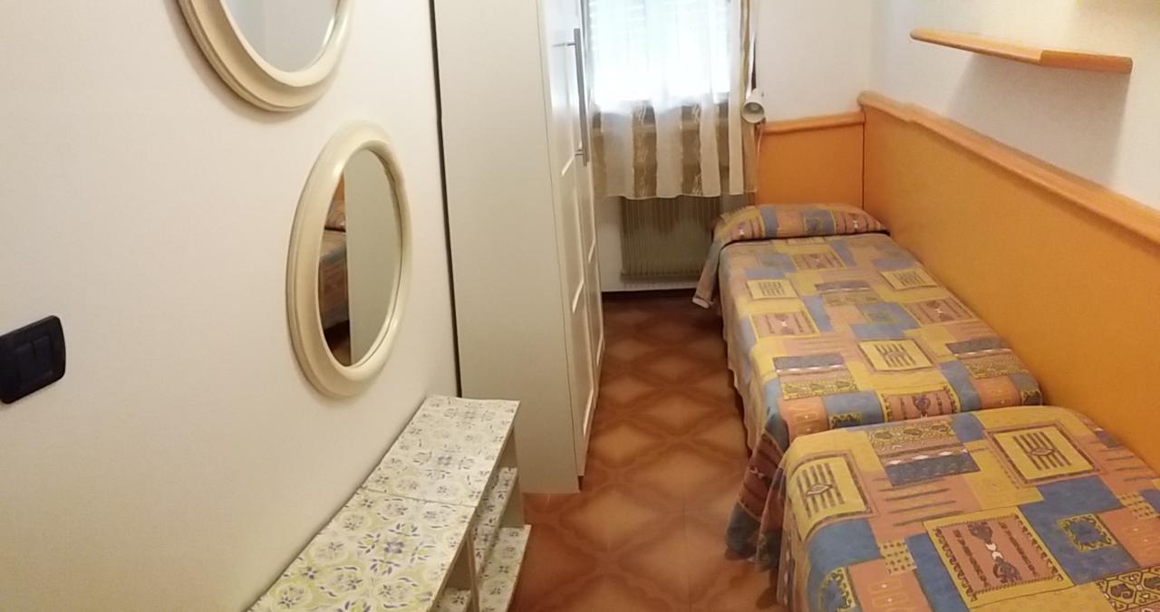 Appartamenti Falco Caorle Kültér fotó