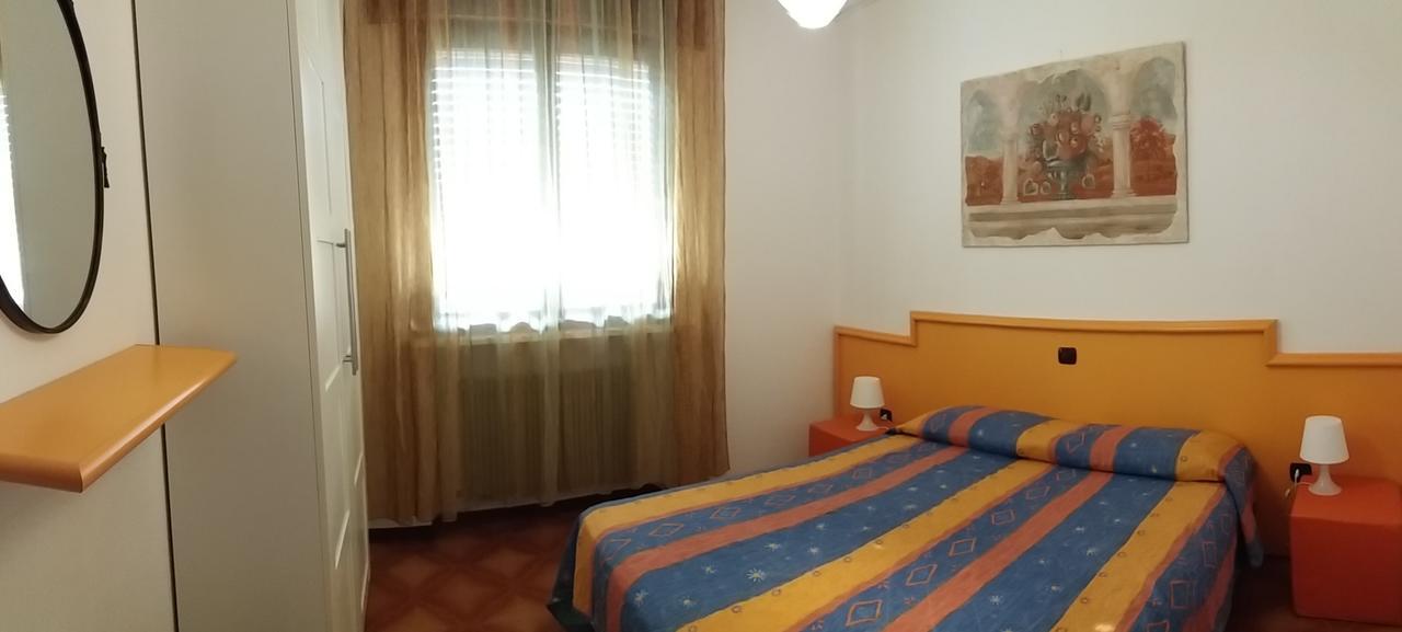 Appartamenti Falco Caorle Kültér fotó